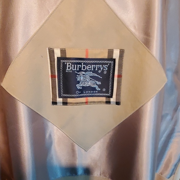 Burberry's Trenchcoat Liner - Picture 1 of 8